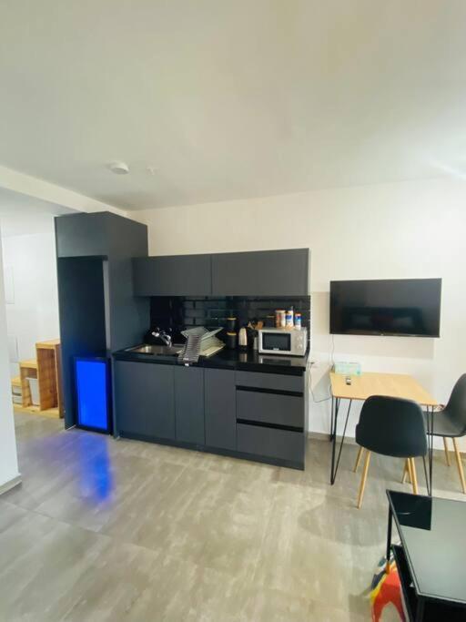 Lovely Flat In The Center 36 Daire Tel Aviv Dış mekan fotoğraf