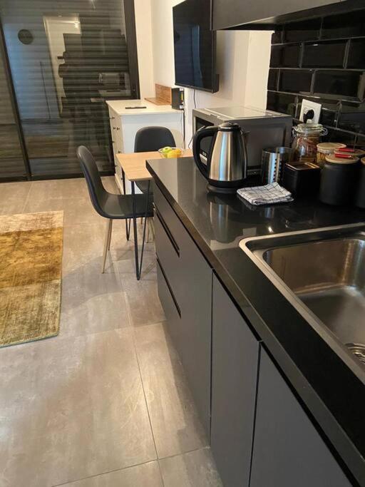 Lovely Flat In The Center 36 Daire Tel Aviv Dış mekan fotoğraf